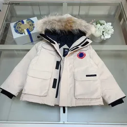 新しい冬のベビージャケットミッドレングスバージョンキッズコートサイズ110-150風型のデザインぬいぐるみ襟の子供オーバーコートnov05