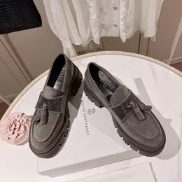 Brunello cucinelli 두꺼운 바닥 로퍼 신발 신발 슬립 가죽 스웨이드 싱글 신발 야외 캐주얼 신발 플랫폼 고급 브랜드 인과 신발 유니니스 섹스 술 신발