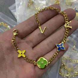 Luksusowy litera Bransoletka Emalia Emalia Wisior Bracelet Bransoletki Miłośnicy Walentynki Biżuteria Diamentowe łańcuchy Złota Pasowane Designer Prezent HLB3 --006