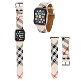 Apple Watch Band 42mm 38mm 44mm 44mm Iwatch 5 SE 6 7 8 울트라 밴드 가죽 팔찌 패션 팔찌를위한 최고의 디자이너 스트랩 선물 웨이브 밴드