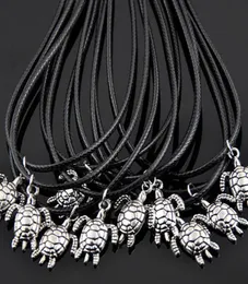Serin 50pcslot erkek kadın039s vintage gümüş alaşım deniz kaplumbağaları kolye sörf kolyeleri cazibe takılar hediyeler hj034060174