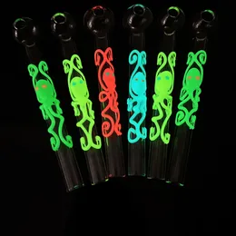 Bunte Glasölbrennerpfeife 5,5 Zoll Glow in the Dark Octopus Dicke Pyrex-Rauchpfeifen Rohrbrenner für Wasserbong-Zubehör