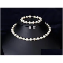 Collane di perline Collana di perle con strass Orecchini Bracciale Sposa Set di tre pezzi Designer di lusso Gioielli da donna Marchio famoso Senza collo Dhbvf