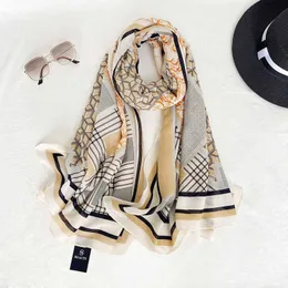 Sarongs outono e inverno New Imitação de algodão e lenço de linho europeu e americano Ins Wind Silk Silk Shawl Travel Photo Bib Sconst P230403