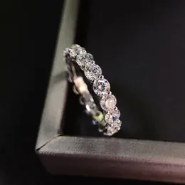 Pierścień Solitaire 3 mm nieskończone okrągłe pierścionki dla kobiet 925 SREBRE SREBRNE Pełna Enternity Diamond Wedding Pierdzie