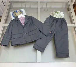 Brand Baby Tracksuits Duże Lapel Kids Formal Sukienka Rozmiar 100-160 w paski w paski wyłożona marynarka i elastyczne spodnie z talii Nov05