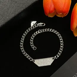 Designer-Armband, Liebes-Herz-Armband, Bodenbeschichtung für Freundin, Souvenir, Geschenk, modischer Charme, Designer-Schmuck, Luxus-Schmuck für