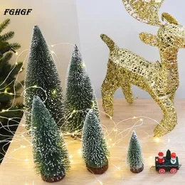 クリスマスの装飾fghgfの木樹脂の小さな松がデスクトップミニ装飾装飾装飾パーティーの家の装飾に置かれています