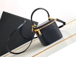 10A Triomphe C Box Bucket Fashion Cosmetic Facs Leather New Style Leady Luxury Original Classic Bag Conder Wholesale Bealsale Crossbody Woman Pags Cowhide Partes