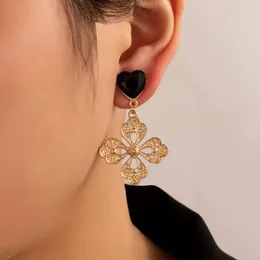 dangle earringsヴィンテージの女性のための彫刻された花エレンセブラックハートぶら下がっている女性の幾何学パーティージュエリー9407