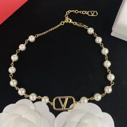 2023 Luxury Fashion Necklace Designer 925 Silverpläterad rostfritt stål Letter Pendant Necklace Women's Wedding Box