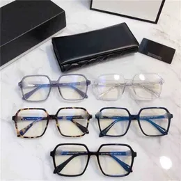 2023 Modedesigner Neue Sonnenbrille Mode Version Heißer flacher Spiegel schwarz große Platte Brillengestell weibliches Netz rot gleiche Box