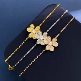 Nowa moda Bransoletka do łańcucha kwiatowego Kobiet Kobiet Szczęśliwy naszyjnik z diamentami Złote Srebrne Różowe złoto Naszyjnik Projekt Bangle Designer Jewelry VAF-2700