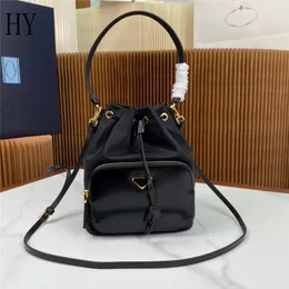 PRA BAG DESIGNER Luxury Duet Renylon Black Glace Calf Leather Liten Bucket Crossbody Bag 1BH038 Tote Bag 7a Bästa kvalitet Högkvalitet