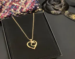 2022 Top Quality Charm Heart Shape Pendant Necklace In 18k Gold Plated For Women Wedding Jewelry Gift Have Box Stamp PS77147618320