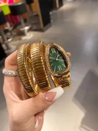 Altri orologi Designer costoso Cintura in acciaio di alta qualità moda creativa Orologio serpentino con cintura in acciaio a due anelli Orologio da donna con personalità produttore pieno di diamanti