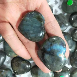 Dekorativa figurer Naturlig månsten kristall labradorite palmstenar läkande kvarts ädelsten oro sten hjärtform för judarskap