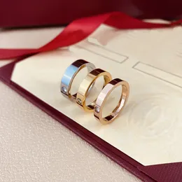 Diamentowe pierścionki dla mężczyzn Kobiety obrączka ślubna C Projektant literowy Kobieta Silver Gold Rose Gold Luksusowa biżuteria Pierścień No Fade 3mm 4 mm 5 mm