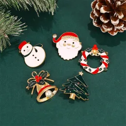 2024 New Year Brooches Cute Santa Claus Snowman Wreath Xmas Tree Brooch Lapel Pins for Women Bag Christmas Gifts