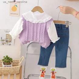 Conjuntos de ropa Traje de otoño para suéter Chaleco + Camiseta bordada blanca para niñas + Jeans PCS Set Lovely Baby Girl Ropa Ropa para niños R231106