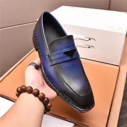 Lüks elbise ayakkabıları erkekler gerçek deri iş düz ayakkabı üçgen logo markası beyler düğün partisi gündelik ofis somunları kayma