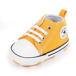 Nya PU-läder Babyskor First Walkers Spjälsäng flickor pojkar sneakers björn kommer Spädbarn Baby mockasiner Skor 0-18 månader