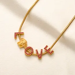Designer pingente colar fosco banhado a ouro logotipo colar de alta qualidade jóias romântico corda corrente menina família lovce presente colar