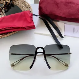 Дизайнерские солнцезащитные очки мужчины взрыв модная квадратная рама поляризованная высококачественная высококачественная носить сетевые красные модные дамы HD Высокое качество