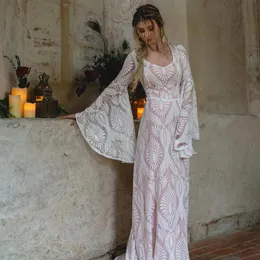 Hippe spets bröllop dresess långa flare ärmar 2024 bohemiska brudklänningar knappar tillbaka mantel de mariee vestido novia