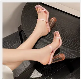 Sommar ny vårskor kvinnor skor rosa fyrkantiga huvudet högklackade sandaler skor mulor pumpar tofflor part 35-42