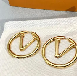 Gold Hoop Küpe Kadın Tasarımcı Küpe 4cm Büyük Çember Basit Lüks Takı Mektubu Dutlu Severler Hediye