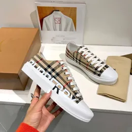 Luxury casual shoes 2024 New Designer Sneakers Print Check Trainer Men Casual Shoes Platform Trainers Striped Sneaker Printed Lettering Plaid Vintage Shoe