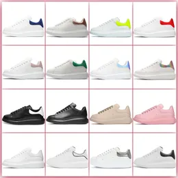 Moda İç yükseltilmiş ayakkabı Tasarımcısı Erkek Kadın Büyük Platform gündelik Bağcıklı Deri Sneakers OG Beyaz Siyah Lüks kadife süet Rahat Ayakkabılar Chaussures de Espadrilles