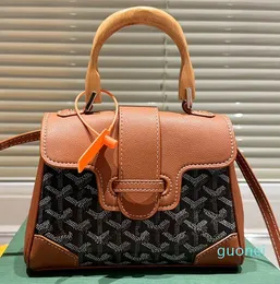 LuxuryDesigner Handbag CrossbodyPrinted Logo Clamshell Bag Fashion Casual Bag Top Quaily