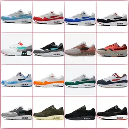 Classic Max 1 Running Shoes Air One Fuera 87 Mujeres de diseño Mujeres Sean Wotherspoon Patta Monarch Travis Cactus Jack Barroque Anniversary Royal Red Trainer Sneakers