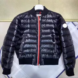 프랑스 브랜드 mens 더퍼 자켓 다운 재킷 디자이너 겨울 경량 스탠드 칼라 클라스 포켓 따뜻한 파파 럭셔리 자수 배지 외부웨어 코트 NFC