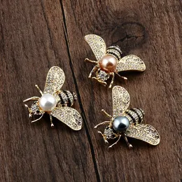 Modny zestaw diamentowych broszki pszczoły Pins Pearl Hornet Pins Owad Corsage Męski kołnierz