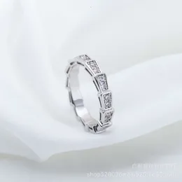 Designer Band Rings Baojia Snake Bone Ring for Men and Women's New Full Diamond Spirit 18k Rose Gold Mosan Shaped Couple