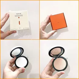 Neues H-Logo-Gesichtspuder für Mädchen Beauty Cosmetic Product New Matter Powder Nuage und Mirage Color 6.5g Origina Quality Fast Free Shipping