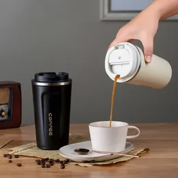 Doppelter Edelstahl-Kaffee-Thermosbecher 500 ml tragbarer Mehrzweckbecher auslaufsicherer Auto-Reise-Thermosbecher