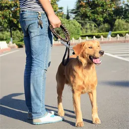 Collari per cani 100PCS Guinzaglio per animali domestici di grandi dimensioni in pelle Collare di corda di trazione regolabile con catena per tuta