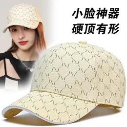 Top Caps Inlndtor Hat Kadın Koreli Versiyon Baskılı Beyzbol Kapağı Hip Hop Onarımı Sert Top Boş Zaman Seyahat Duck 230407