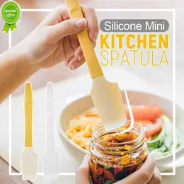 Yeni Mini Mutfak Silikon Spatula Tereyağı Pişirme Aracı Silikon Spatula Yarı Şeffaf Tereyağı Pişirme Spatula