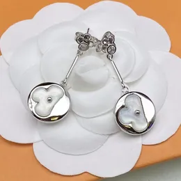 Orecchini pendenti in argento di nuova moda con lampadario pendente Trifoglio da donna Fritillary in argento 925 Orecchini con ciondolo Gioielli firmati per regali di anniversario di fidanzamento per feste