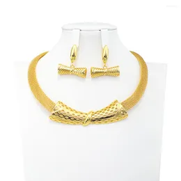 Necklace Earrings Set Gold Color Fashion Hollow Design Flat Charm Earring Jewelry Dubai Brazilian African Women Wedding Bridal Gifts