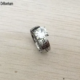 Anelli con diamanti CZ da 1/2 ct per le donne Gioielli di moda punk Anelli in acciaio inossidabile Dichiarazione di tendenza Anello color argento di lusso femminile 2724