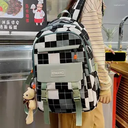 Skolväskor 2023 Tartan School Bag Kvinna Harajuku Ulzzang Junior High University födelsedagsavdelning stor kapacitet ryggsäck