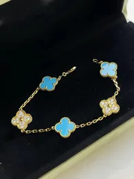 Lyxmärke Clover Designer Armband smycken 18K Gold Blue Turquoise Stone Butterfly Love 5 Flowers Limited Edition Charms Bangle Armband konsekvent