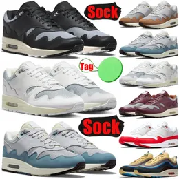 Max 1 Running Shoes Men Women 87 Sneakers Og Big Bubble Sport Red Cactus Jack Saturn Gold Baroque Brown Lemon Drop Sean Wotherspoon Mens Trainers Swatch Shooters Sneakers
