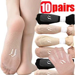 Frauen Socken 20 Teile/los Transparent Kristall Seide Sommer Atmungsaktiv Weicher Punkt Rutschfeste Unterseite Knöchel Meias Elastische Nylon Boot Sox